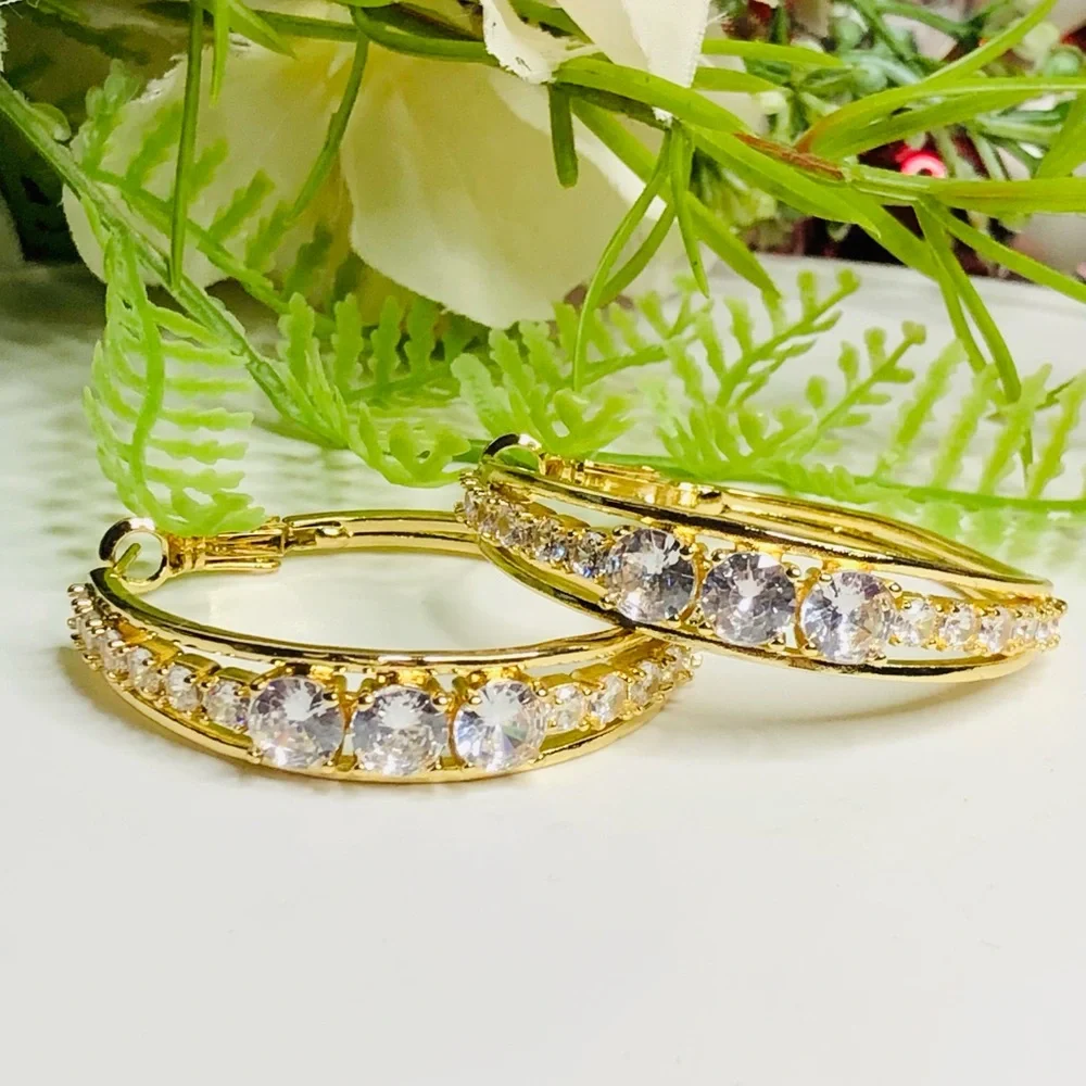 NEW! 1.5”Hoops CZ Diamond Glam New Dangle - Picture 6 of 7